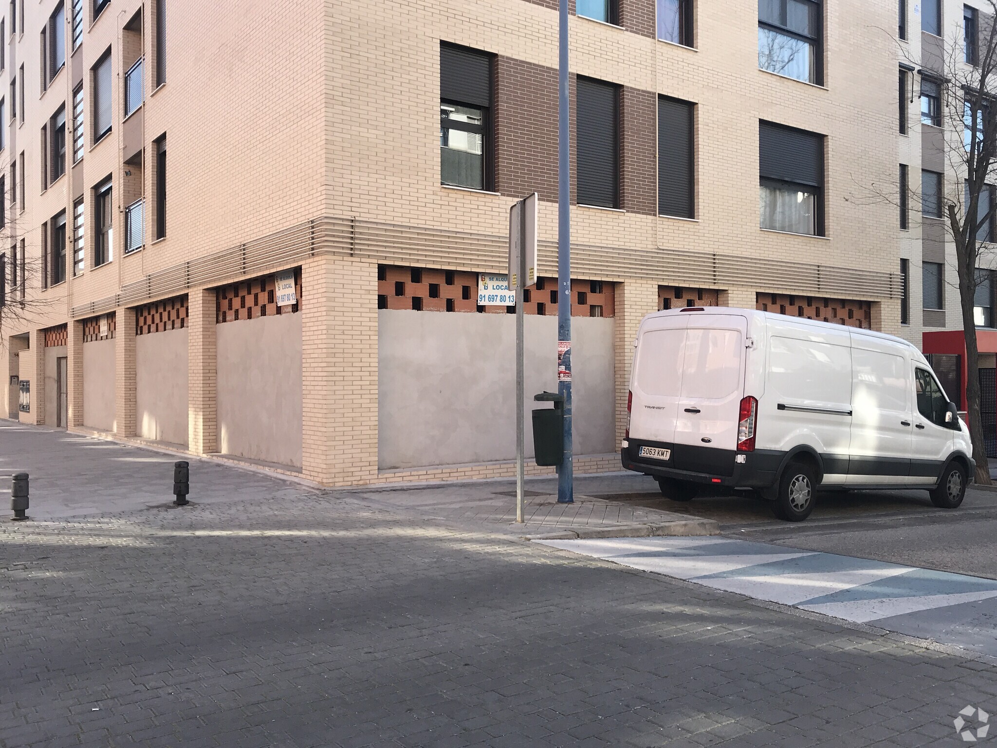 Local commercial dans Leganés, Madrid à louer Photo intérieure– Image 1 sur 1