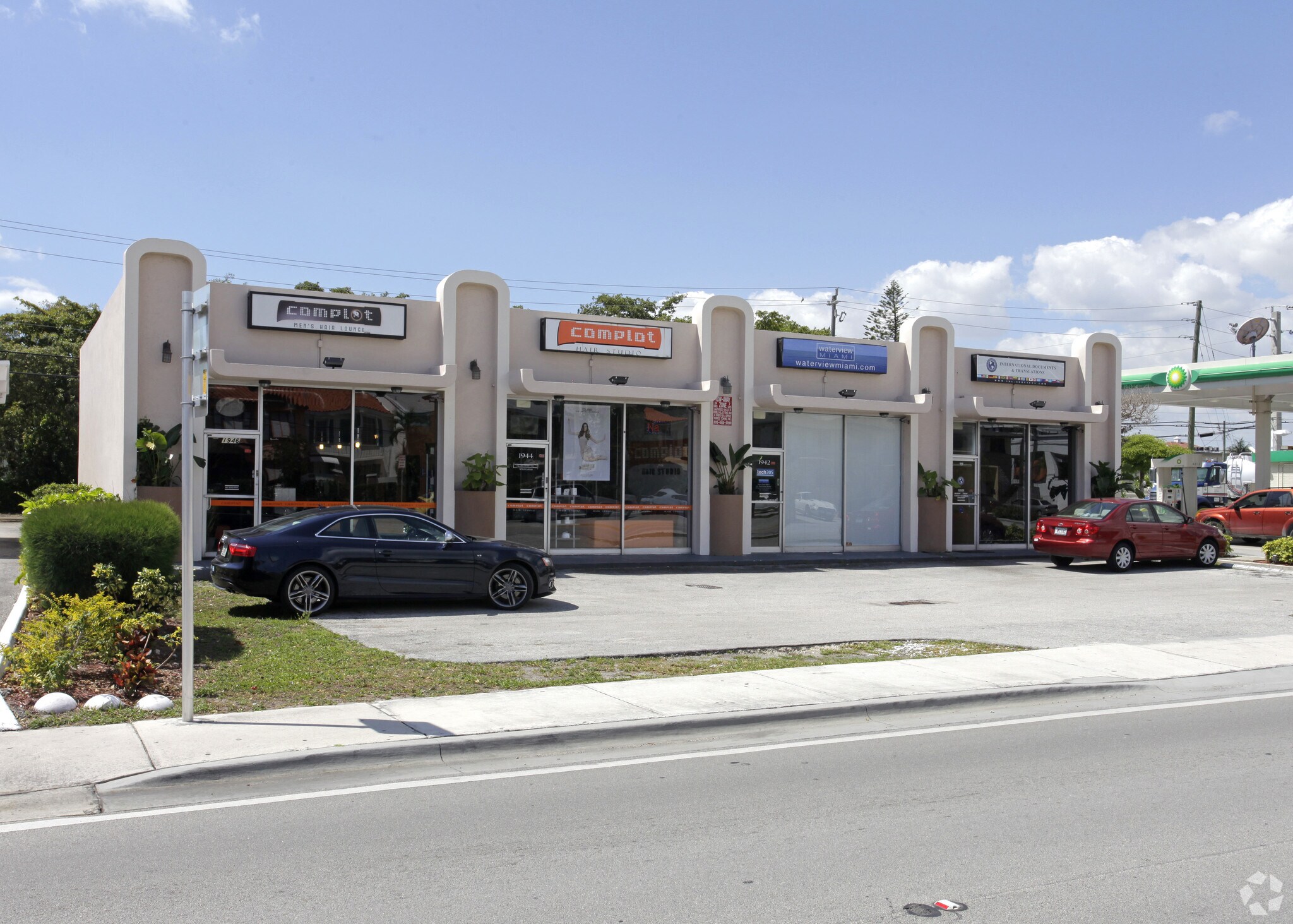 1940-1946 NE 123rd St, North Miami, FL à louer Photo principale– Image 1 sur 4