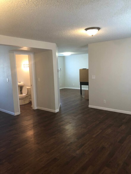 1010 Grand Blvd, Vancouver, WA à louer - Photo de l’immeuble – Image 2 sur 6
