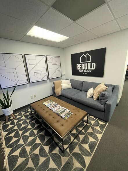 4700 E Thomas Rd, Phoenix, AZ à louer - Photo intérieure – Image 2 sur 7