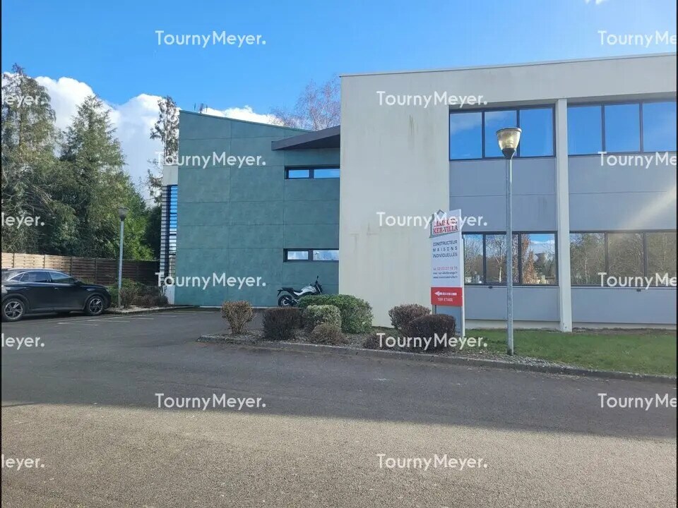 Bureau dans Thorigné-Fouillard à louer Photo de l’immeuble– Image 1 sur 6