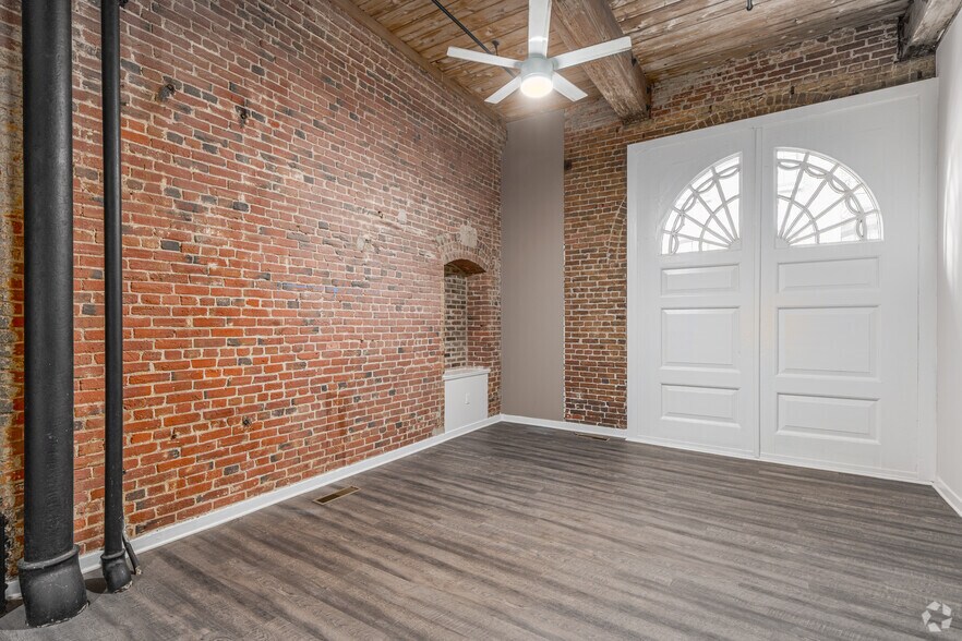 303 Vine St, Philadelphia, PA à louer - Photo intérieure – Image 3 sur 29