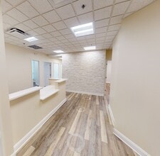 759 SW Federal Hwy, Stuart, FL à louer Numérisation 3D Matterport– Image 1 sur 12
