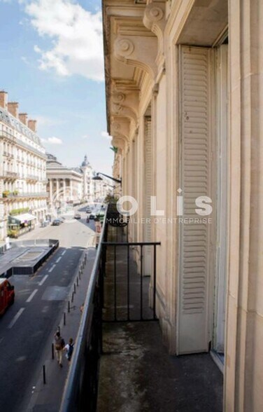 Bureau dans Paris à louer - Photo de l’immeuble – Image 2 sur 6