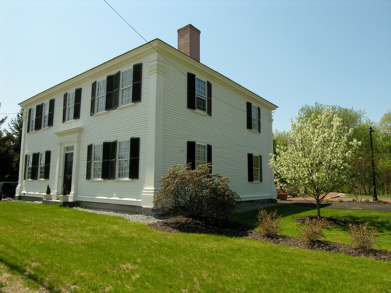144 Great Rd, Acton, MA à vendre - Photo de l’immeuble – Image 2 sur 13