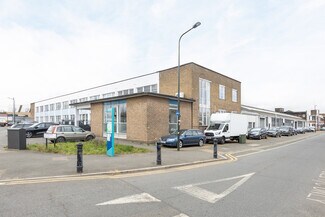 Plus de détails pour 8 Deer Park Rd, Londres - Bureau, Local d'activités à louer