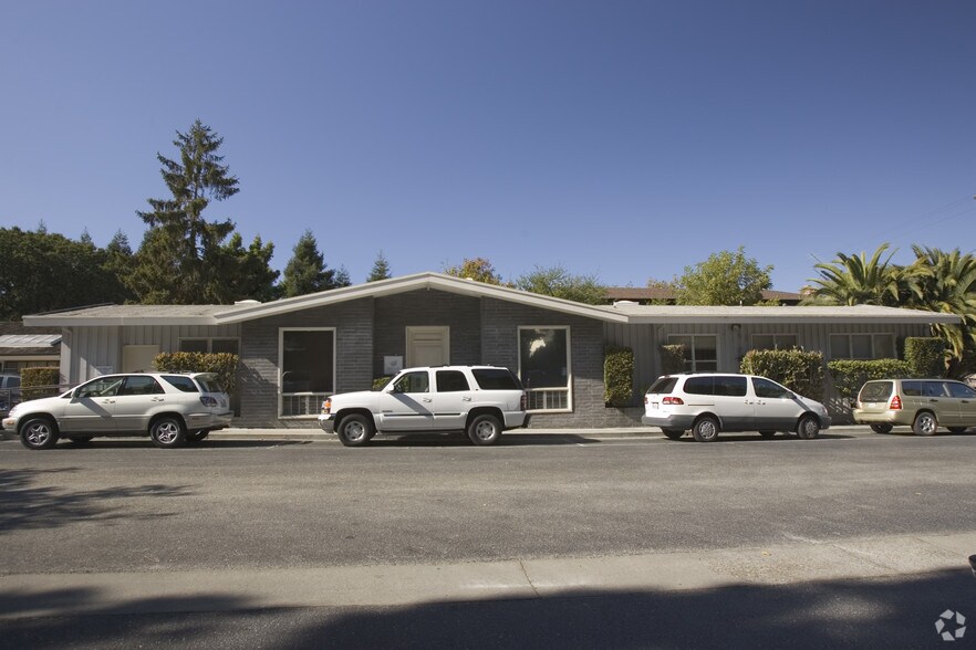 34 N San Mateo Dr, San Mateo, CA à louer - Photo de l’immeuble – Image 2 sur 4