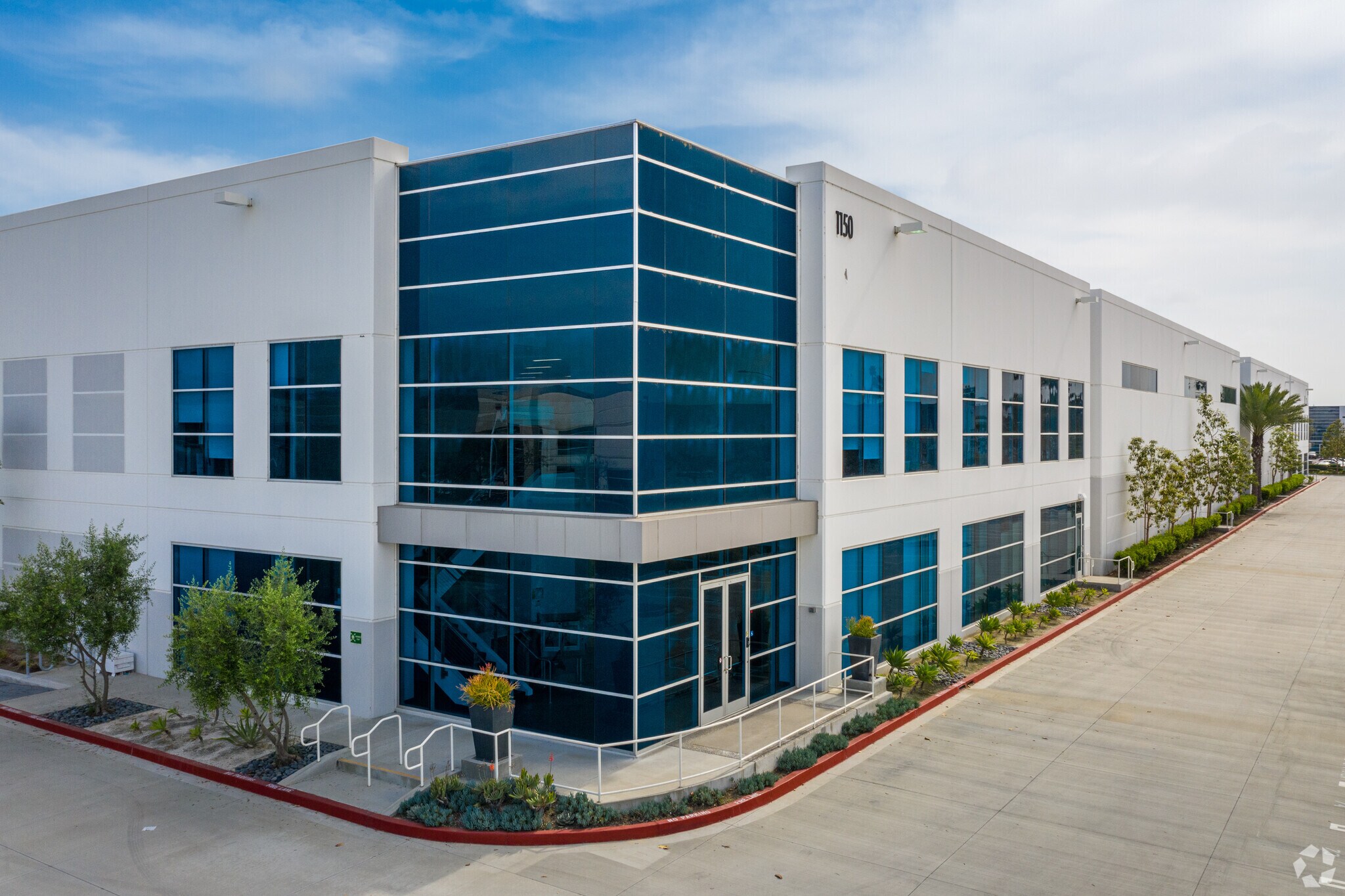 1150 N Ocean, Anaheim, CA à louer Photo principale– Image 1 sur 6