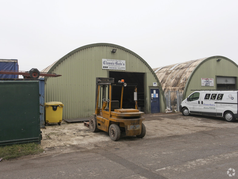 Boughton Industrial Estate, Boughton à vendre - Photo de l’immeuble – Image 1 sur 2