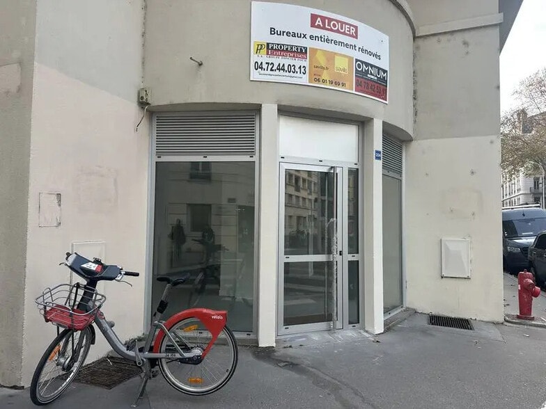 Bureau dans Lyon à louer - Photo de l’immeuble – Image 3 sur 8