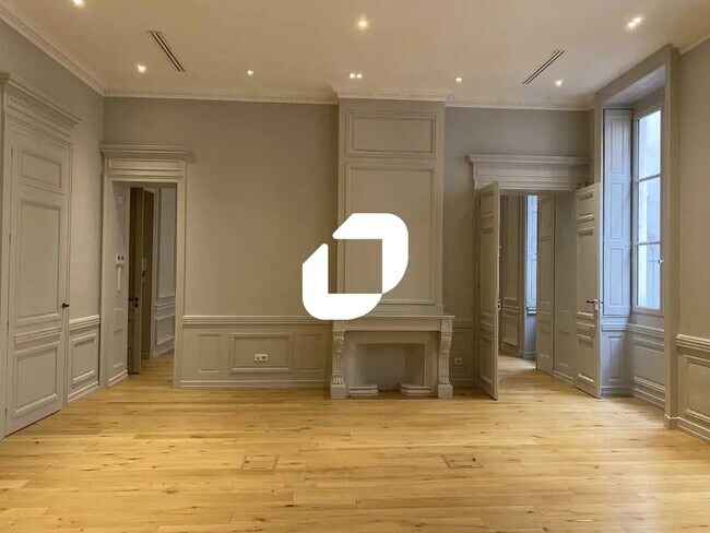 Plus de détails pour 14 Rue Royale, Lyon - Bureau à louer