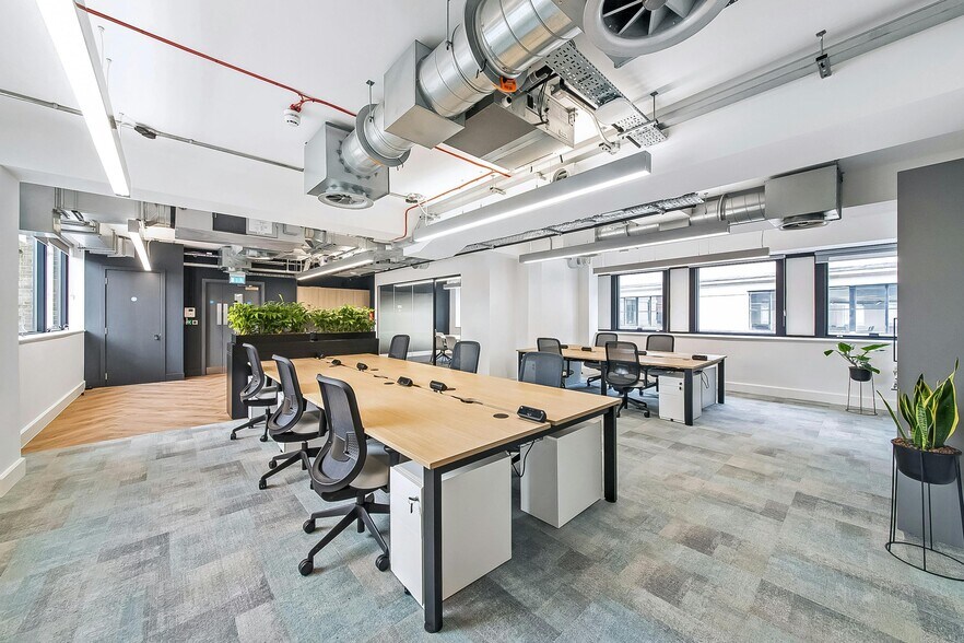 5 Swallow Pl, Londres à louer - Photo de l’immeuble – Image 2 sur 48