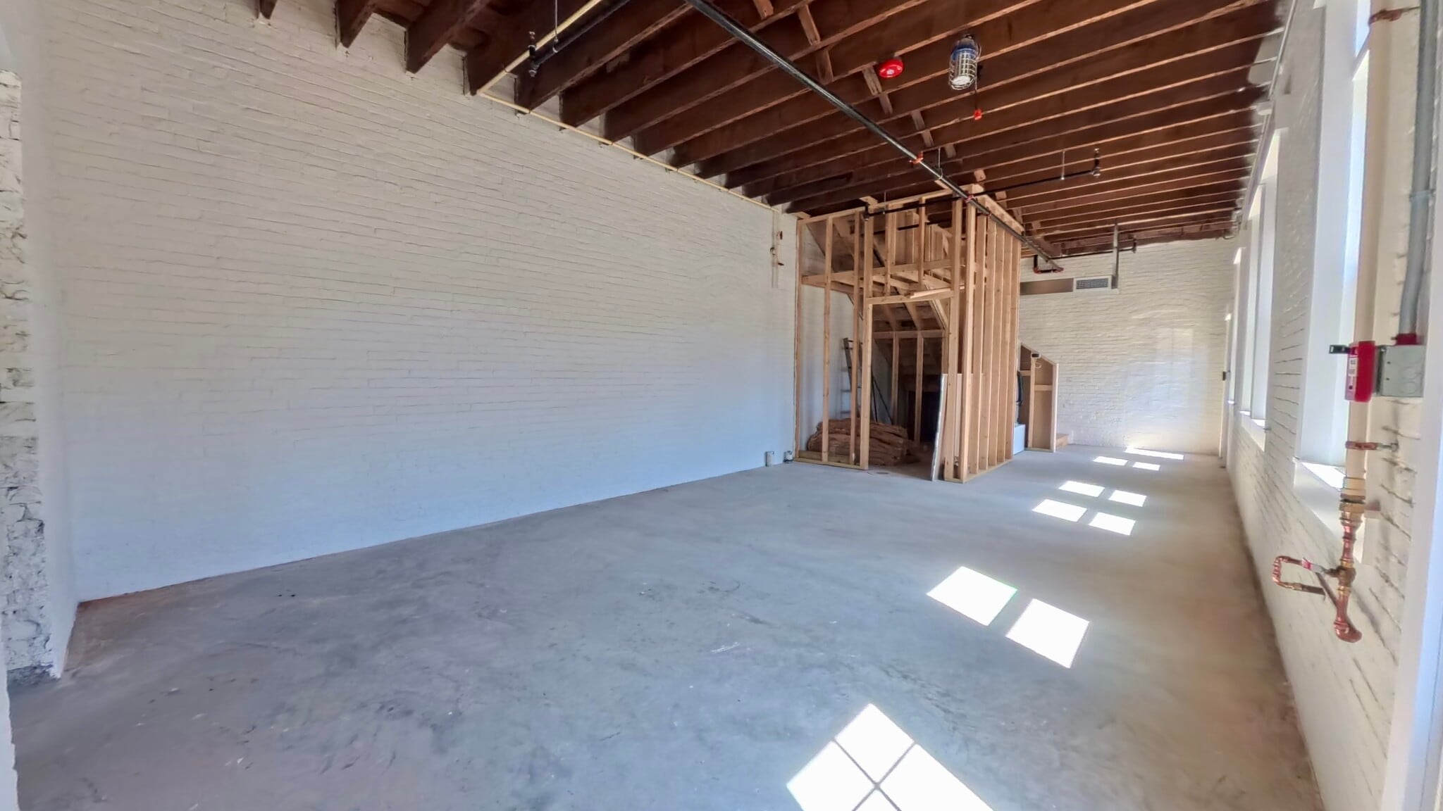 179 Main St, Salem, NH à louer Photo intérieure– Image 1 sur 18