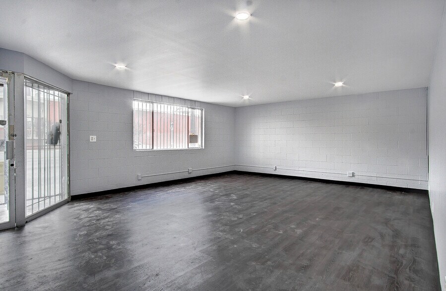 5910 E Washington Blvd, Commerce, CA à louer - Photo intérieure – Image 3 sur 12