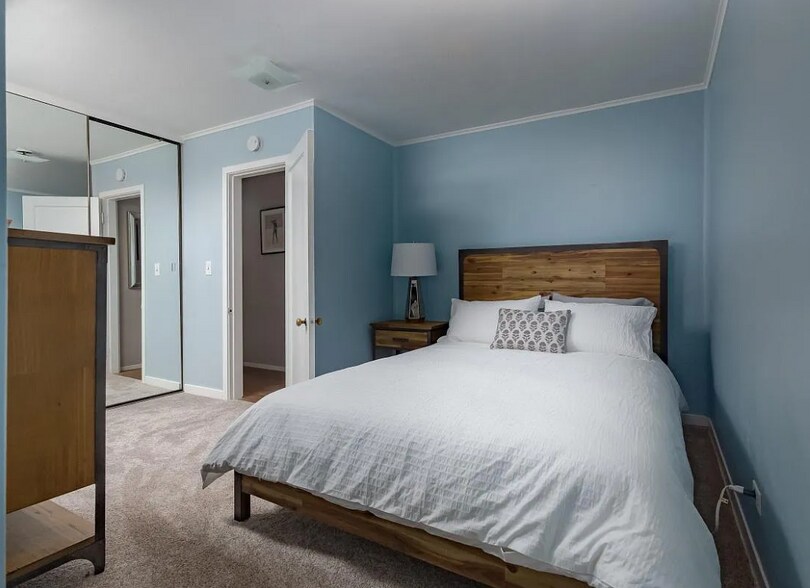 208 Terrace Way, Capitola, CA à vendre - Photo de l’immeuble – Image 2 sur 9