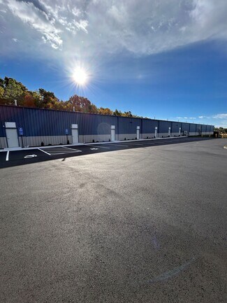 Plus de détails pour 32 Industrial Rd, Prospect, CT - Industriel/Logistique à louer