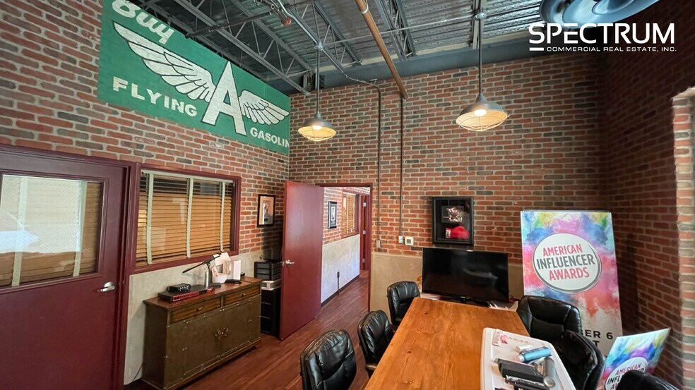 28312-28326 Constellation Rd, Valencia, CA à louer - Photo de l’immeuble – Image 3 sur 6