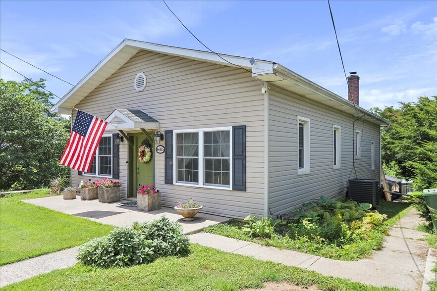 4605 Old Swimming Pool Rd, Braddock Heights, MD à vendre - Photo principale – Image 3 sur 10