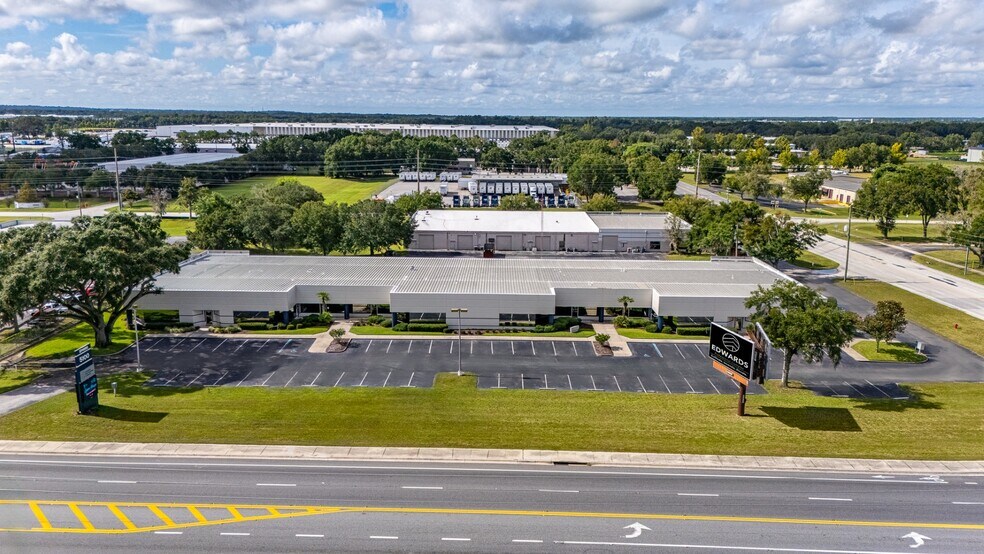 5100 W Highway 40, Ocala, FL à louer - Photo de l’immeuble – Image 2 sur 17