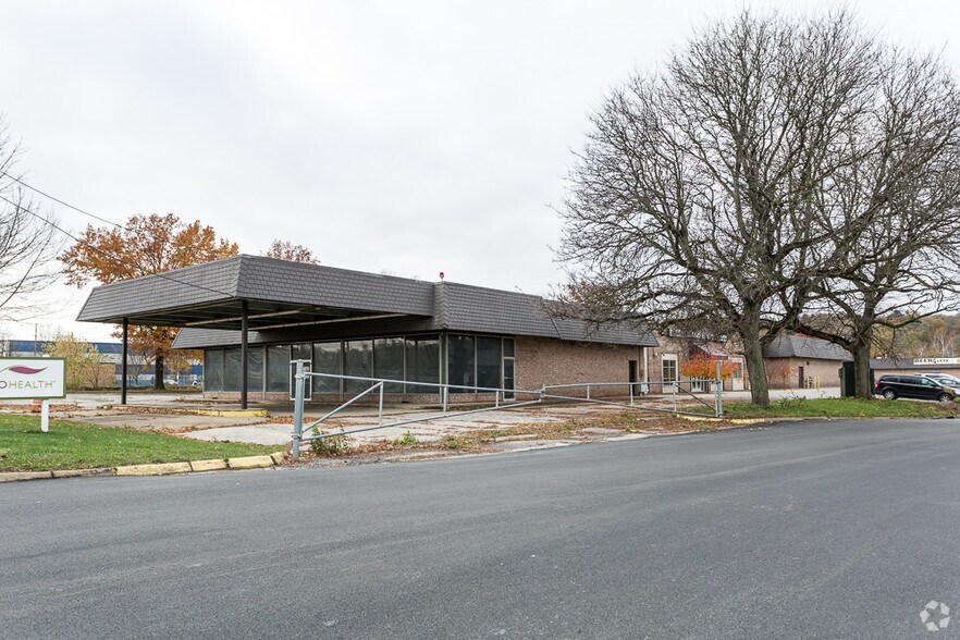 100 S Jefferson St, New Castle, PA à louer - Photo principale – Image 3 sur 7