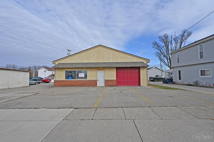 314 Chestnut St, Lewisburg, OH à vendre - Photo de l’immeuble – Image 1 sur 34