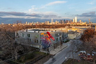 Plus de détails pour 707 W Commerce St, Dallas, TX - Logement à vendre