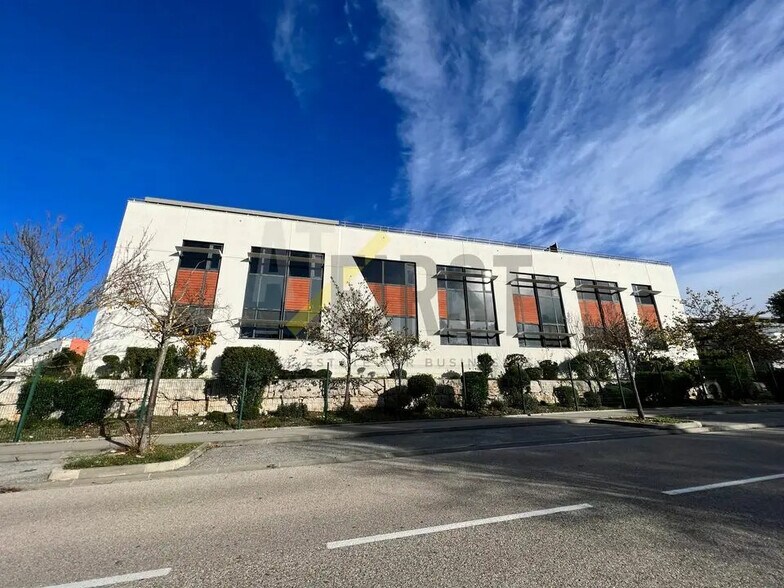 Bureau dans Biot à louer - Photo de l’immeuble – Image 1 sur 9
