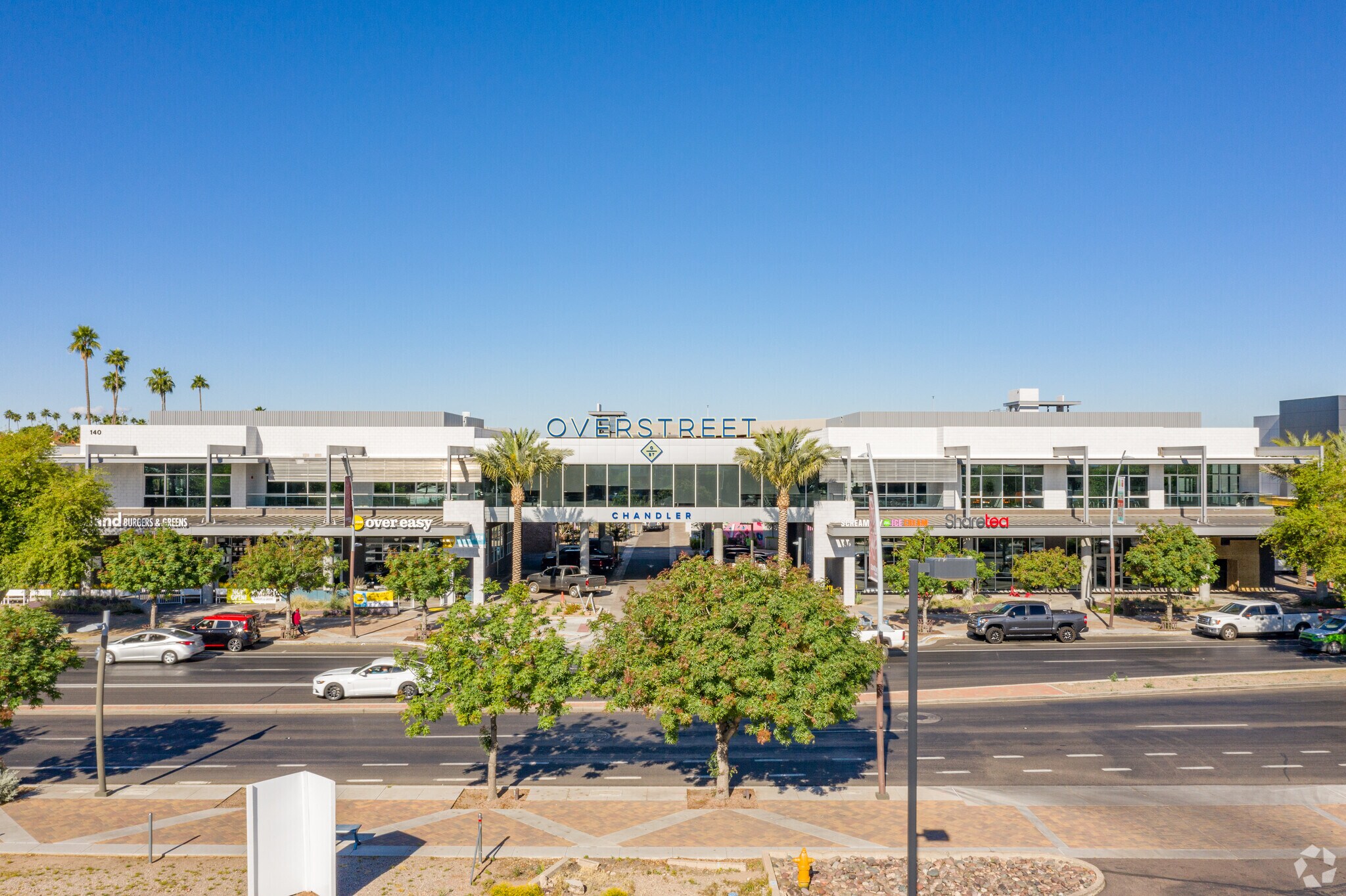 140 N Arizona Ave, Chandler, AZ à louer Photo principale– Image 1 sur 17