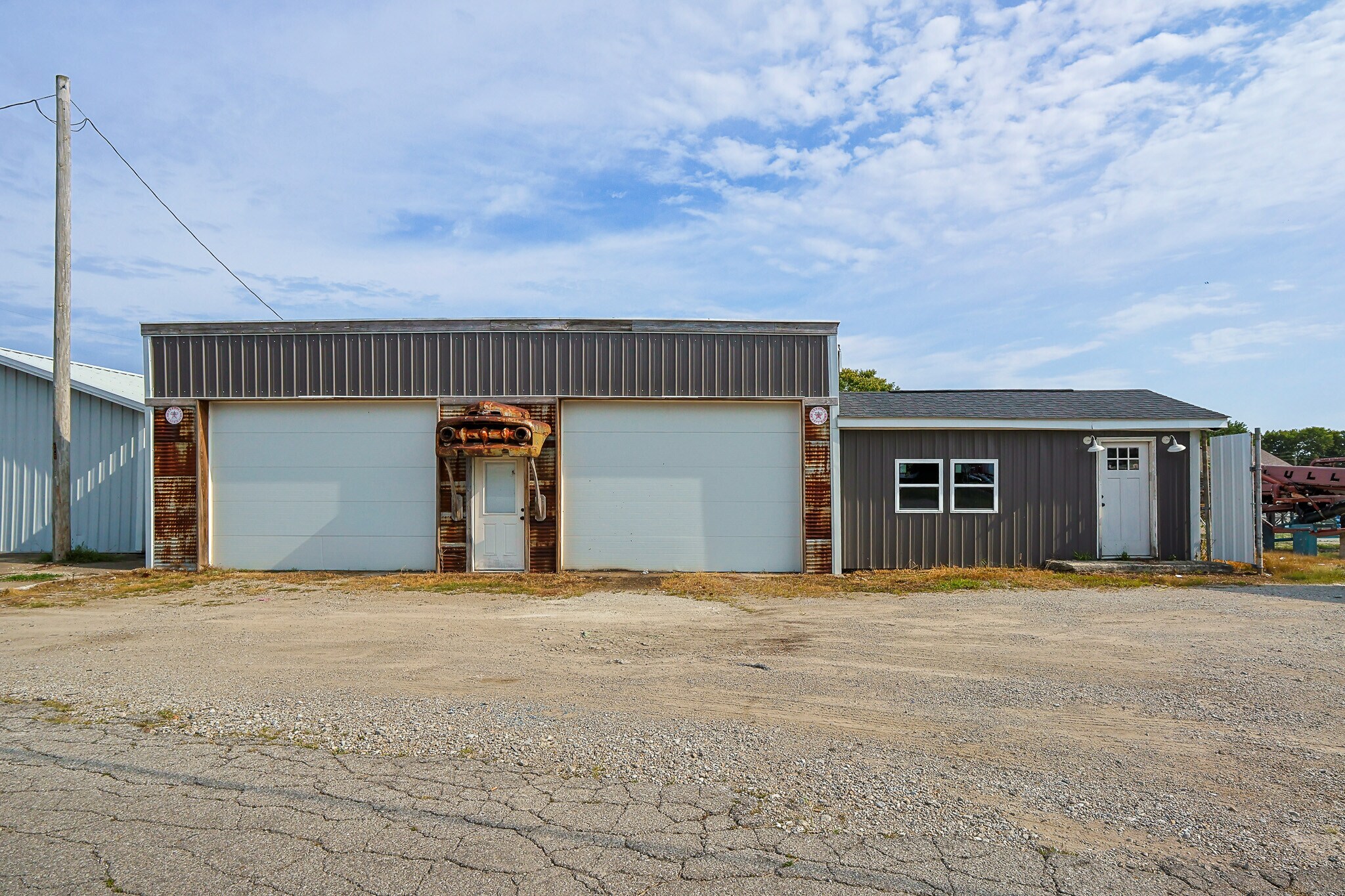 510 E Jackson St, Shelbyville, IN à vendre Photo principale– Image 1 sur 8