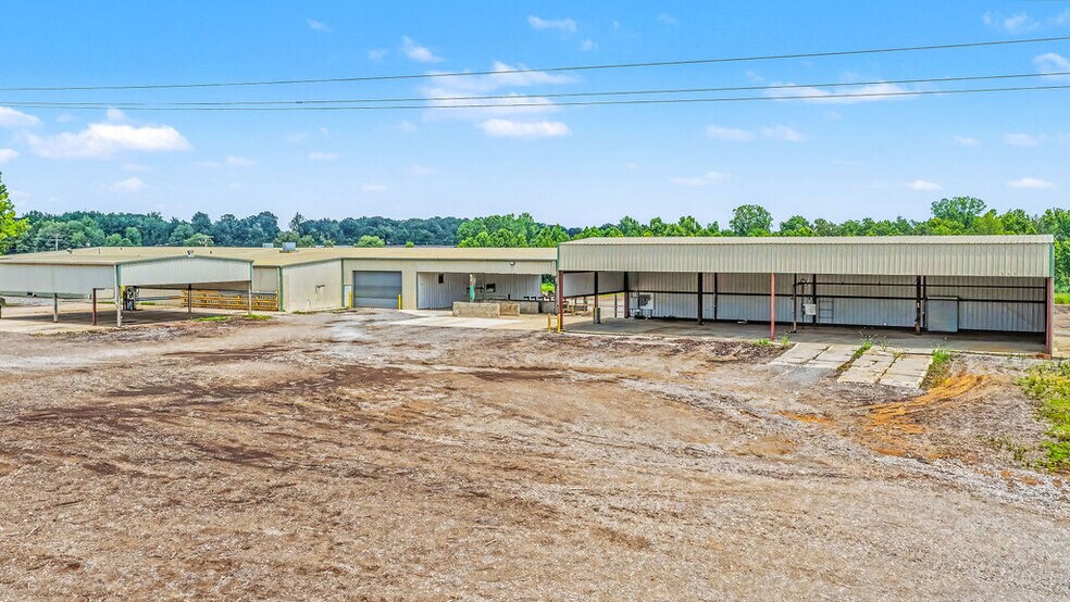 288 Premium Dr, Central City, KY à vendre - Photo de l’immeuble – Image 3 sur 15