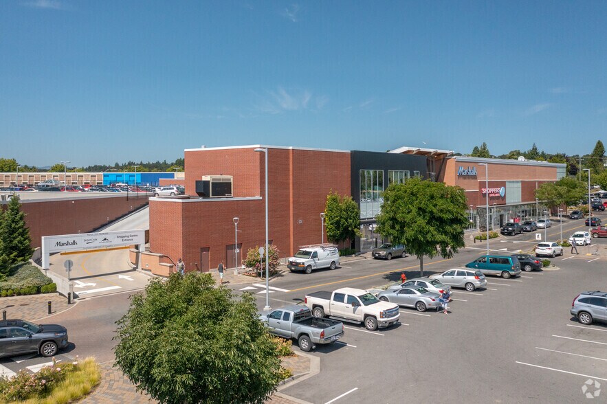 1644 Hillside Ave, Victoria, BC à louer - Photo de l’immeuble – Image 3 sur 9