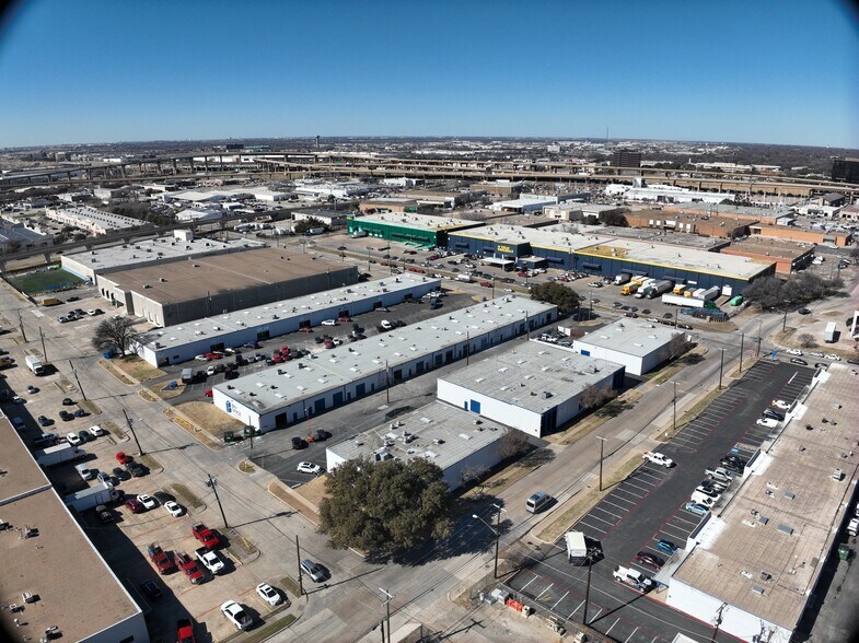 2630 Northaven Rd, Dallas, TX à louer – Image 2 sur 10