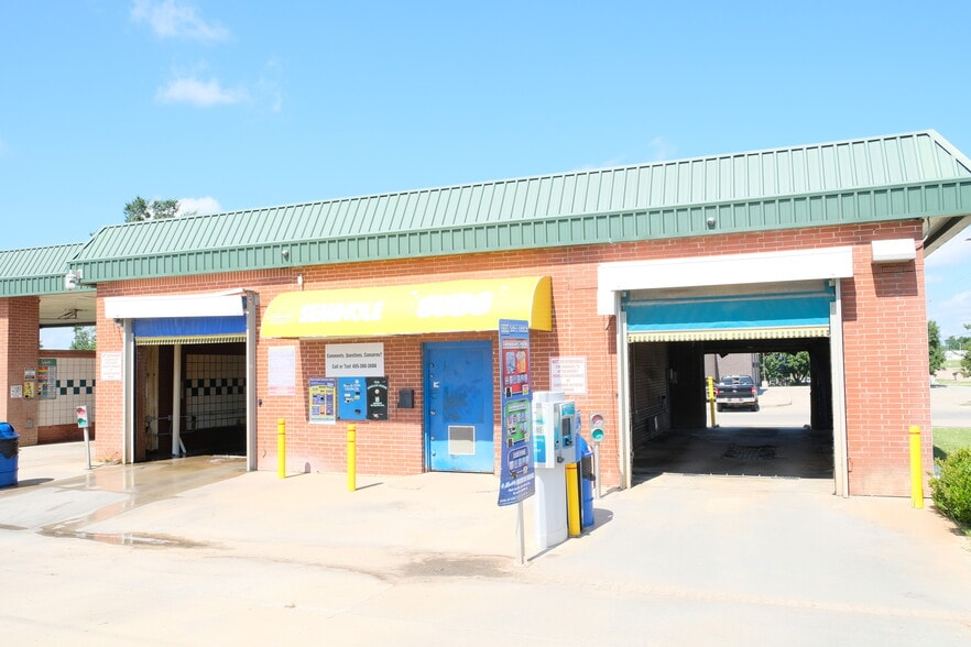 2507 N Harvey Rd, Seminole, OK à vendre - Photo de l’immeuble – Image 3 sur 19