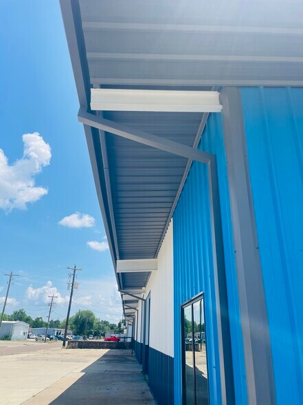 614 E Curtis St, Pasadena, TX à vendre - Photo de l’immeuble – Image 3 sur 14