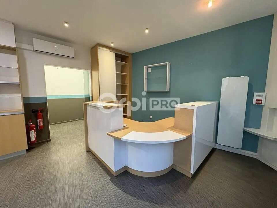 Bureau dans Châlons-en-Champagne à louer Photo de l’immeuble– Image 1 sur 5