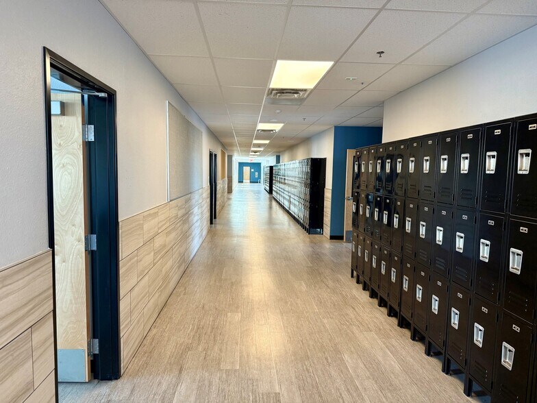 44111 N 43rd Ave, Phoenix, AZ à vendre - Photo intérieure – Image 2 sur 14