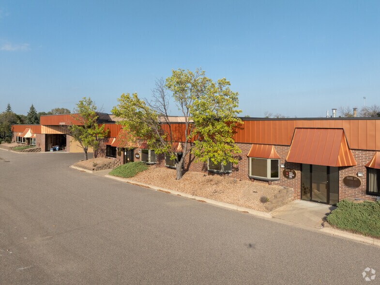 10550 County Road 81, Maple Grove, MN à louer - Photo principale – Image 1 sur 17