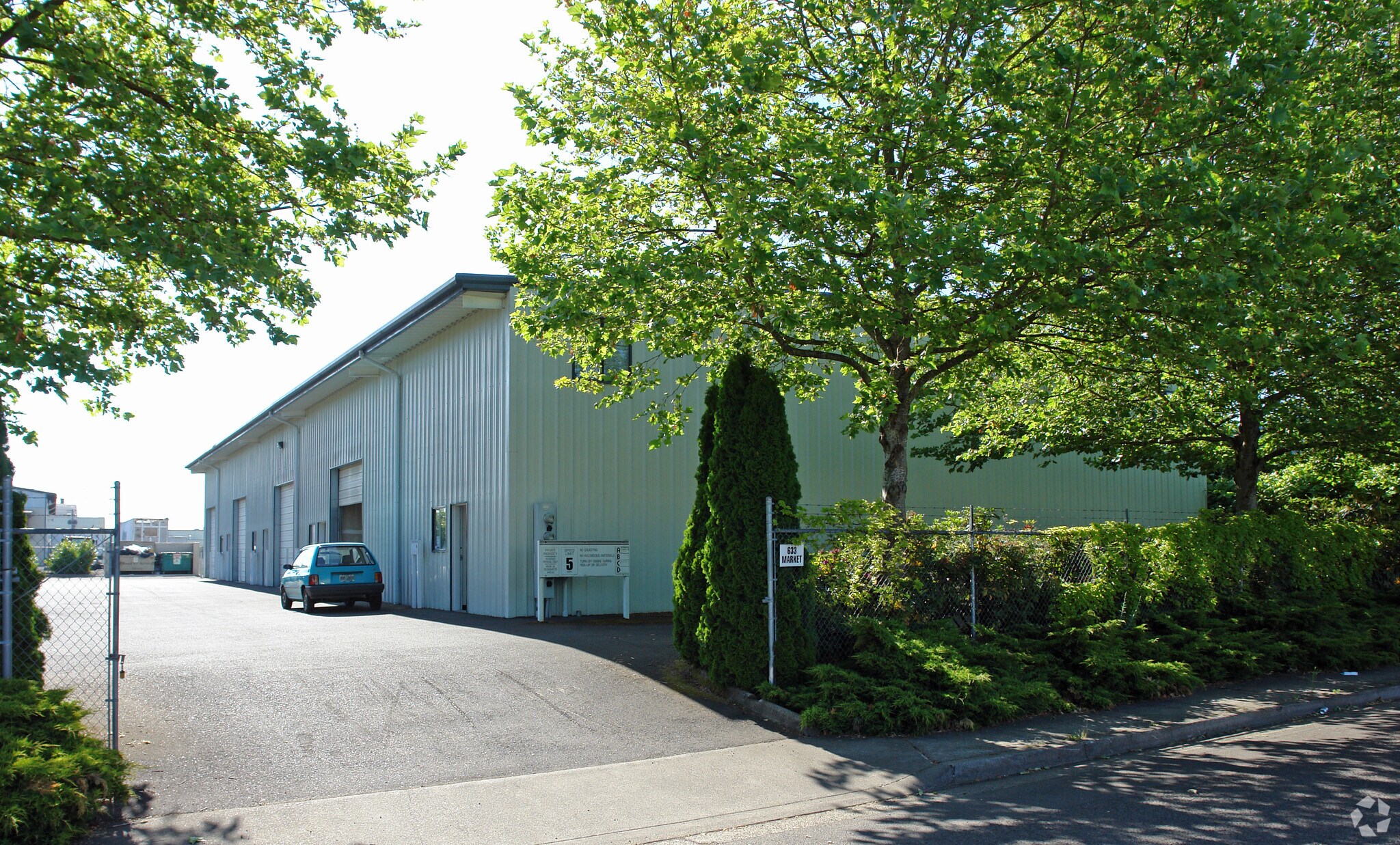633 Market St, Eugene, OR à louer Photo principale– Image 1 sur 6