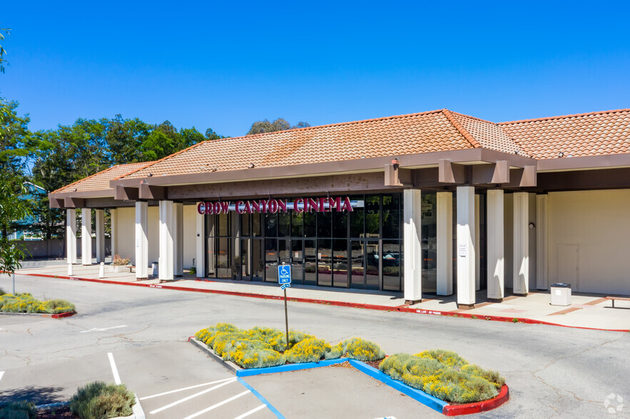 2525 San Ramon Valley Blvd, San Ramon, CA à louer - Photo de l’immeuble – Image 2 sur 6