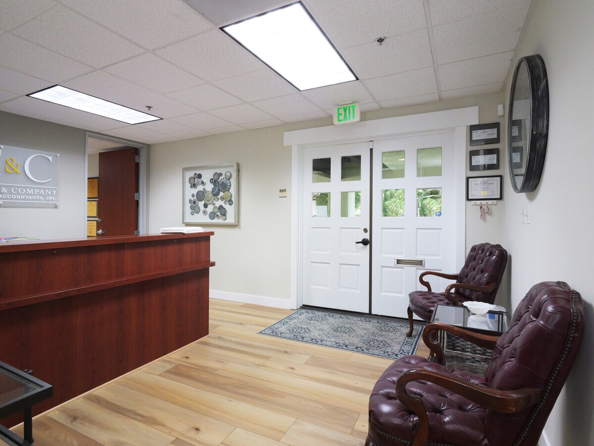 25550 Hawthorne Blvd, Torrance, CA 90505 - Lot 100 & 101 -  - Photo intérieure - Image 1 of 26