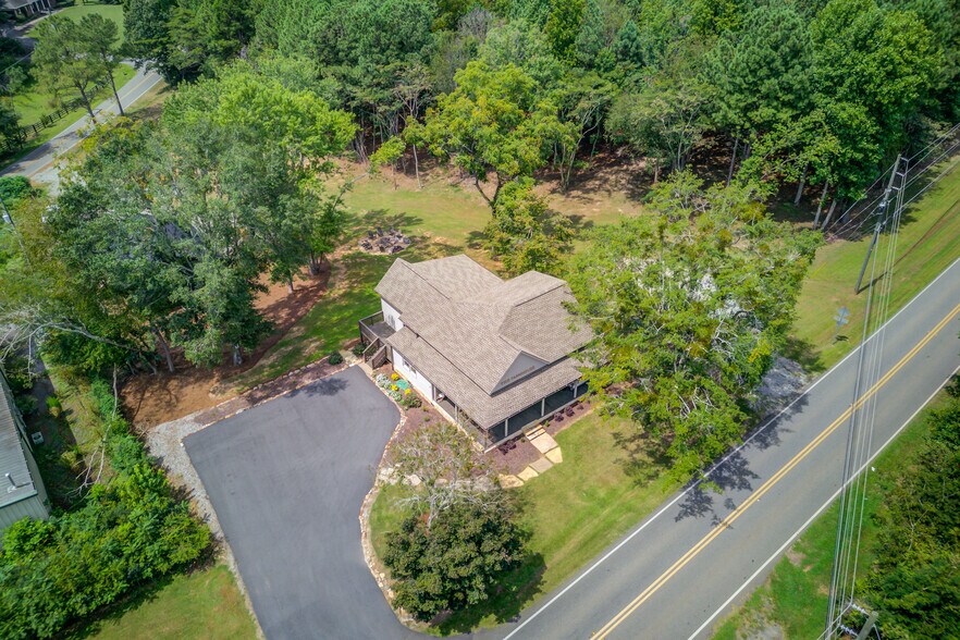 6700 Shady grove Rd, Cumming, GA à louer - Photo de l’immeuble – Image 3 sur 35