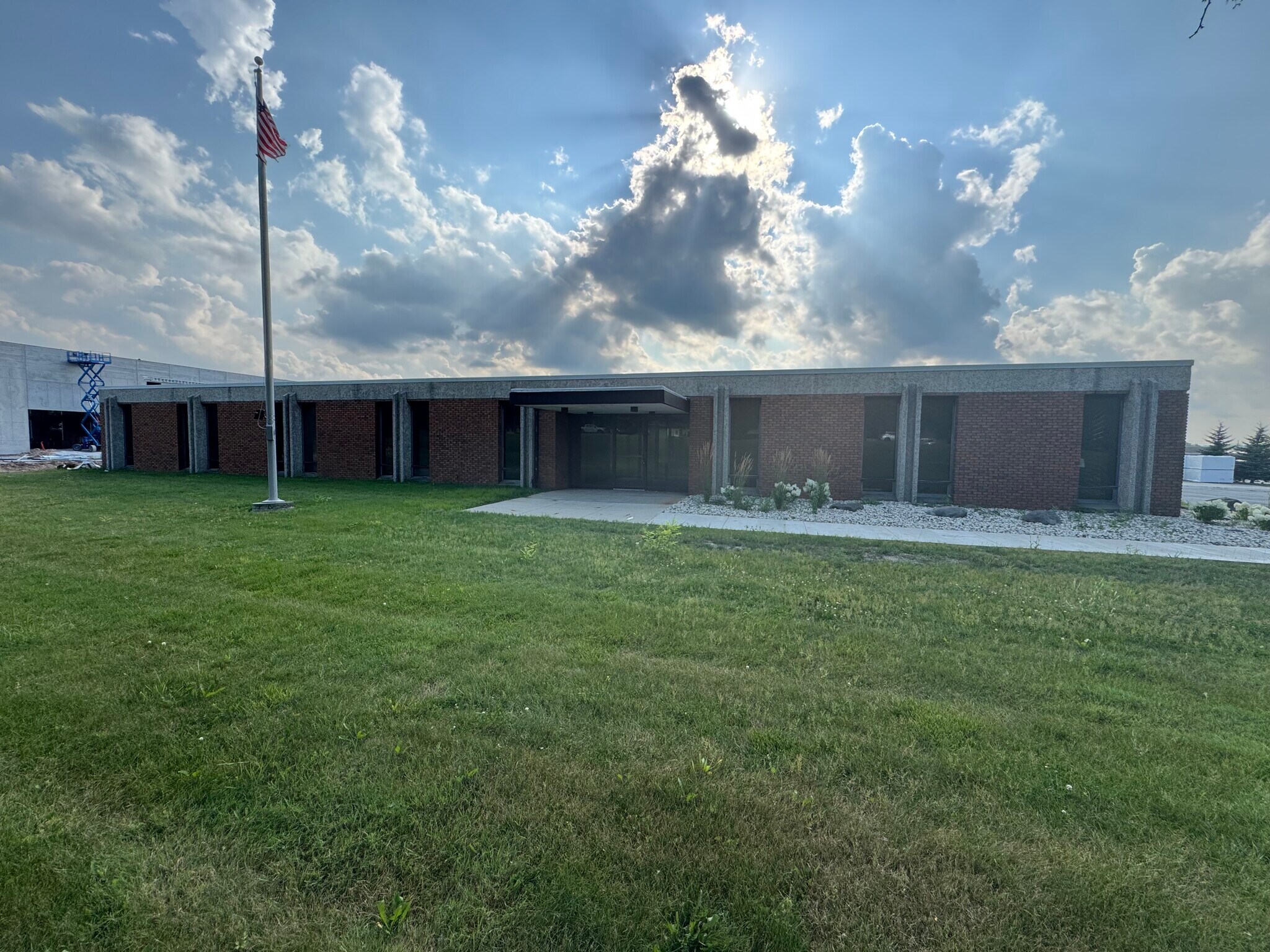 2501 S Moorland Rd, New Berlin, WI à vendre Photo principale– Image 1 sur 3