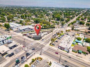 6002 Woodman Ave, Van Nuys, CA à louer Aérien– Image 1 sur 25