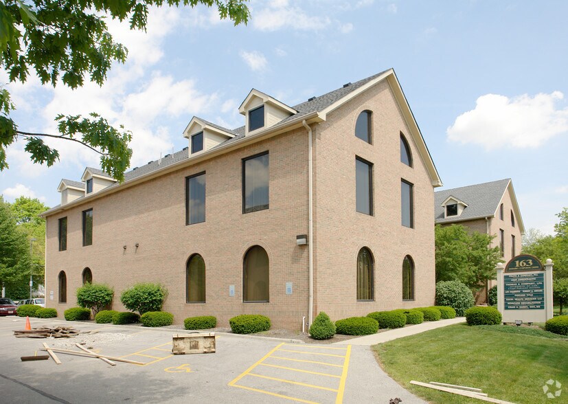 163 N Sandusky St, Delaware, OH à louer - Photo de l’immeuble – Image 3 sur 4