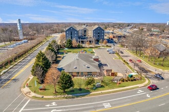 12960 Troupe St, Woodbridge, VA à louer Photo intérieure– Image 2 sur 42