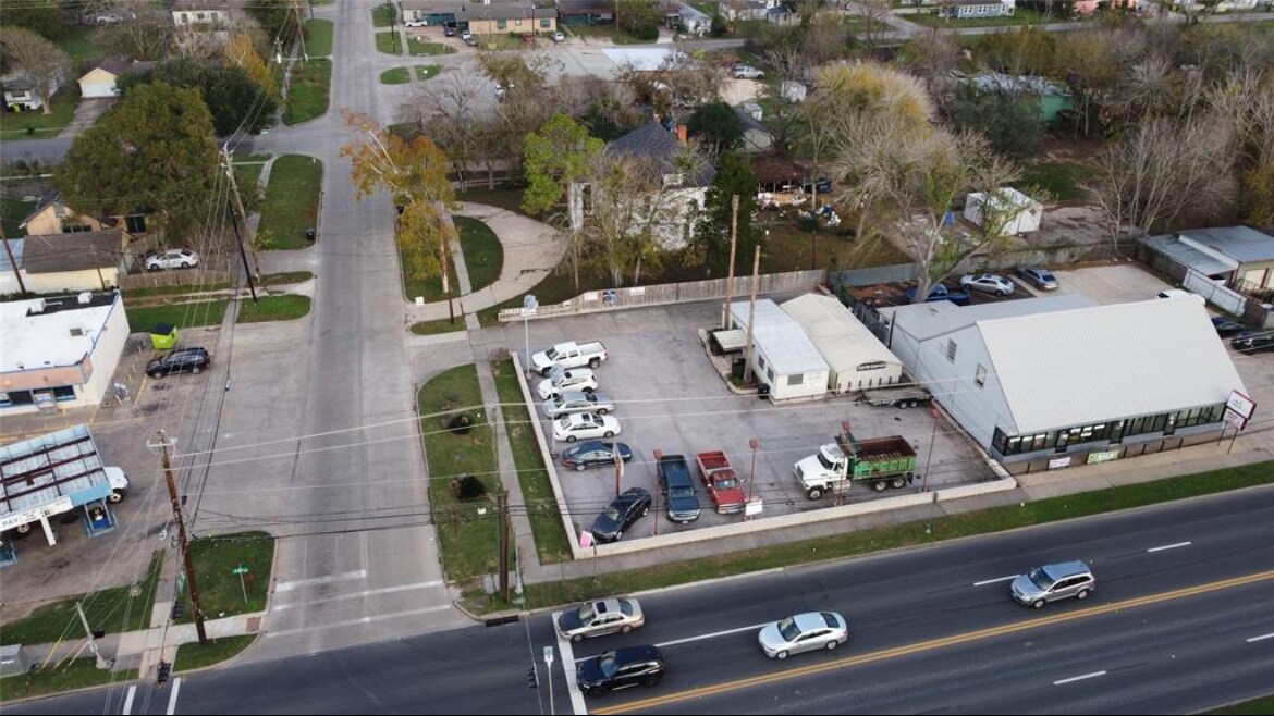 1804 Avenue M, Rosenberg, TX à vendre Photo de l’immeuble– Image 1 sur 7