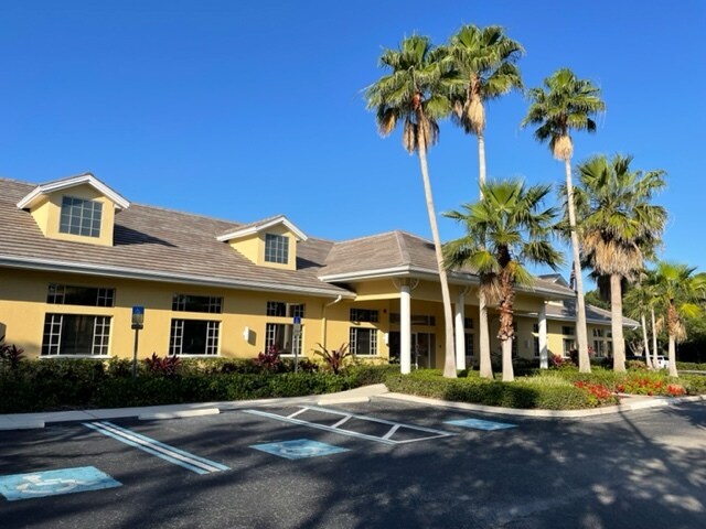 6015 Resource Ln, Lakewood Ranch, FL à louer - Photo principale – Image 2 sur 20