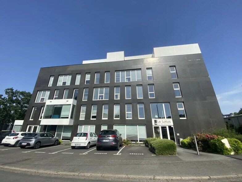 Bureau dans Rennes à louer - Photo de l’immeuble – Image 2 sur 12