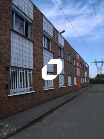 Bureau dans Lisses à louer - Photo de l’immeuble – Image 1 sur 4