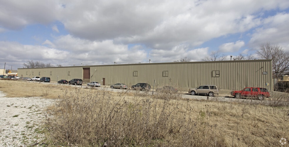 3535 Alice St, Fort Worth, TX à vendre - Photo de l’immeuble – Image 2 sur 6